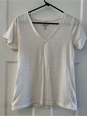Old Navy Vintage V-Neck T-Shirt Size Medium cream heathered with neon specks
